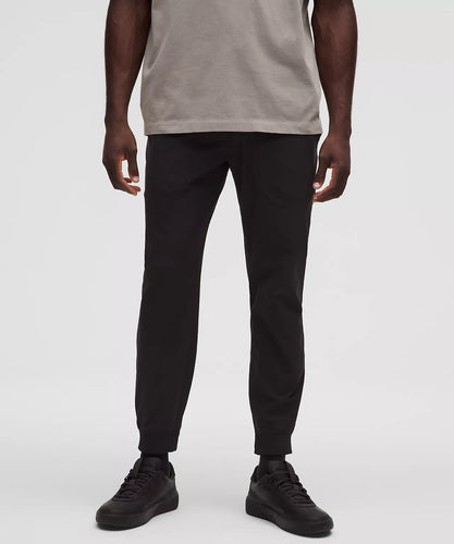 Lululemon - ABC Jogger Shorter